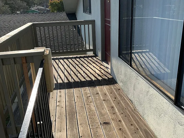 The Lewis — Photo 8