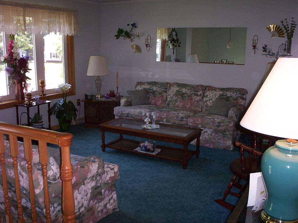 2nd image of 9 Vincent St
