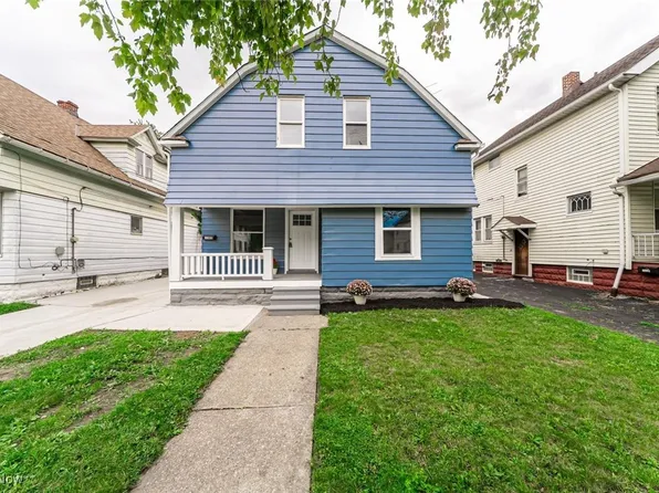3305 W 97th St, Cleveland, OH 44102