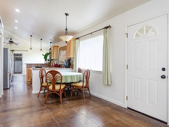 3rd image of 16-2057 Paradise Dr
