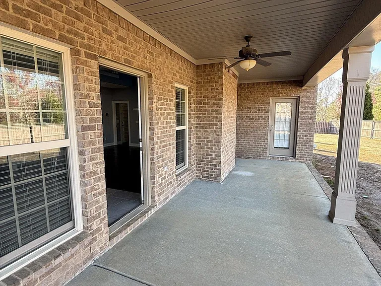 218 Woodgrove Dr — Photo 32