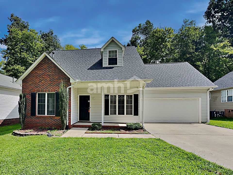 1st image of 1564 Cambridge Heights Pl NW
