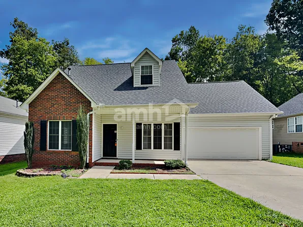 1564 Cambridge Heights Pl NW, Concord, NC 28027