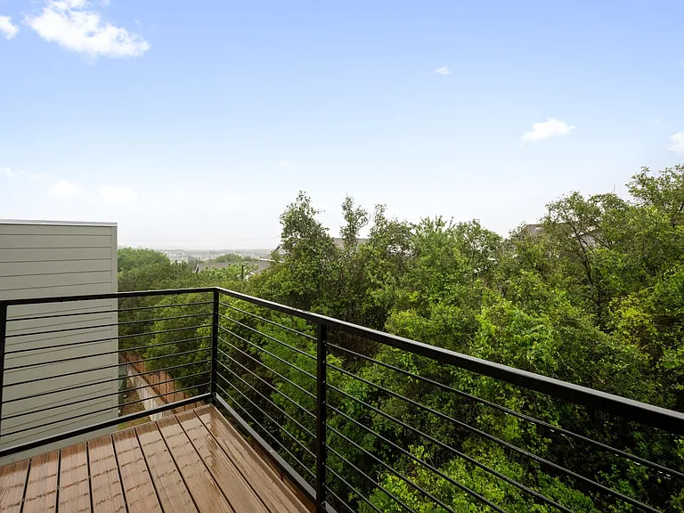 2309 Montopolis Dr #7 — Photo 21