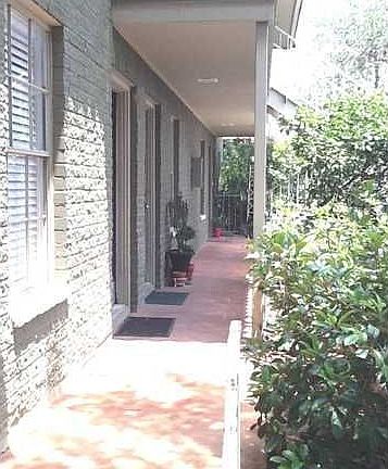 2nd image of 2302 E Side Dr APT 31