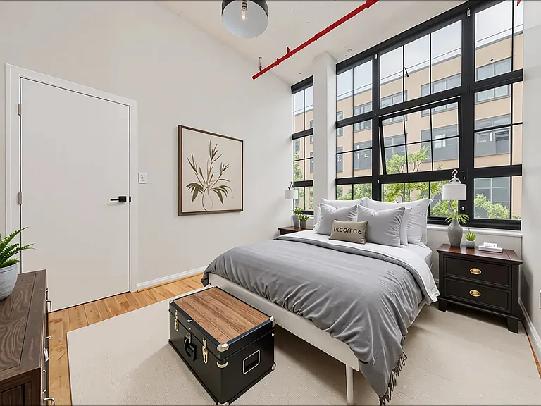 248 McKibben St #2B — Photo 4