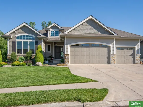 13040 Craig St, Omaha, NE 68142
