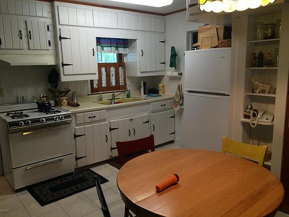 4th image of 6048 W Mary Ann Ave