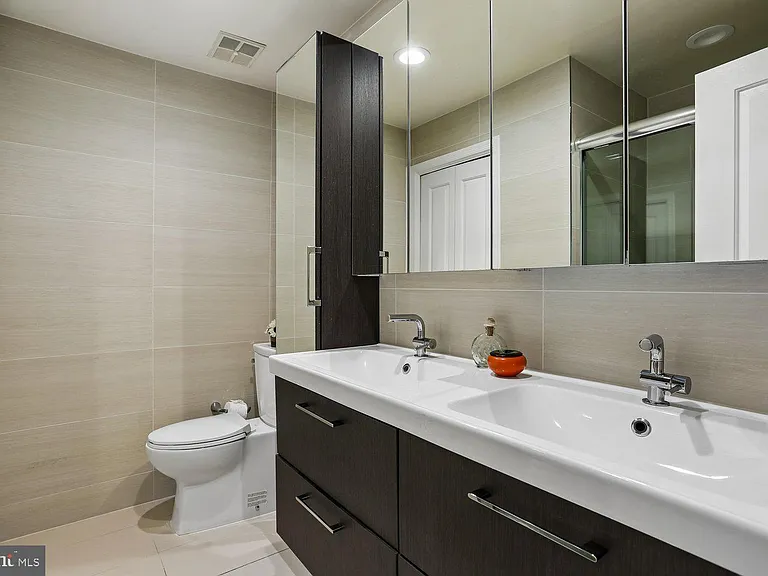 5717 Brewer House Cir #102 — Photo 16