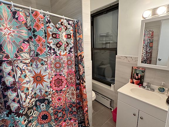 4th image of 1372 York Ave APT 1C