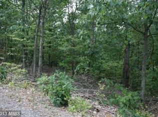 Maple Ln, Ridgeley, WV 26753