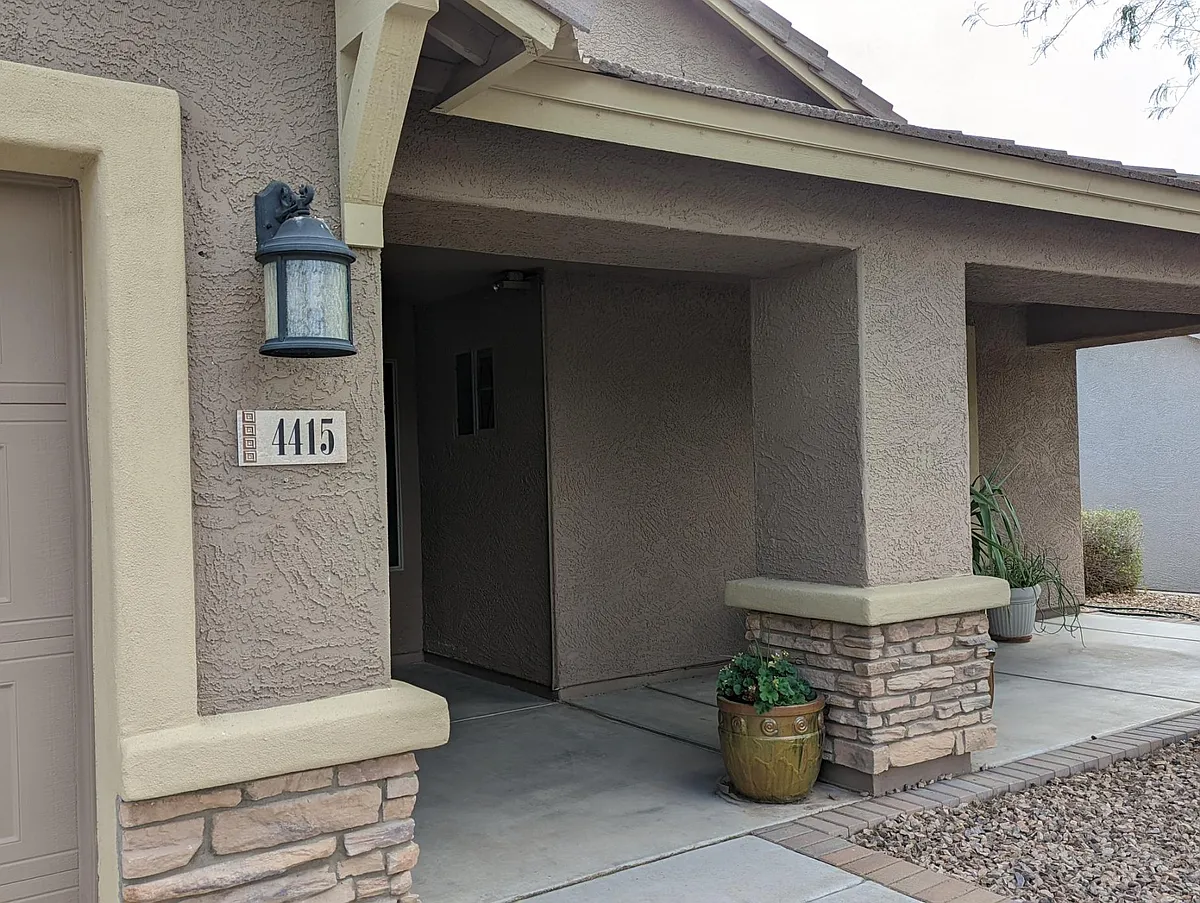 Building Photo - 4415 W Kenai Dr