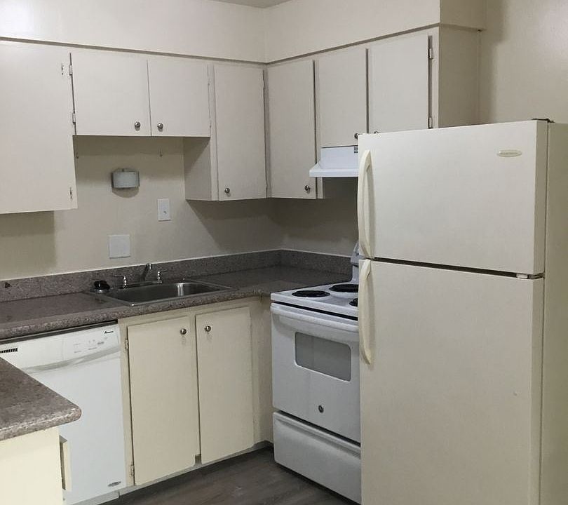 1st image of 15301 SE Division St #6581429