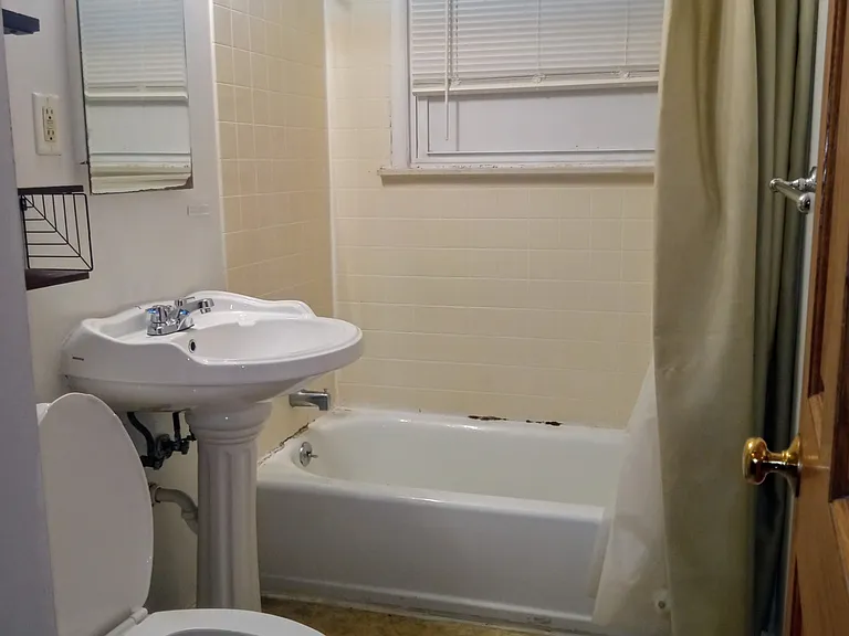 22015 Audrey Ave — Photo 13