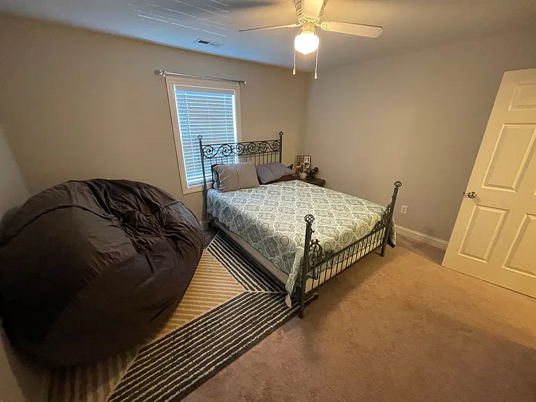34 Woodbury Ln — Photo 34