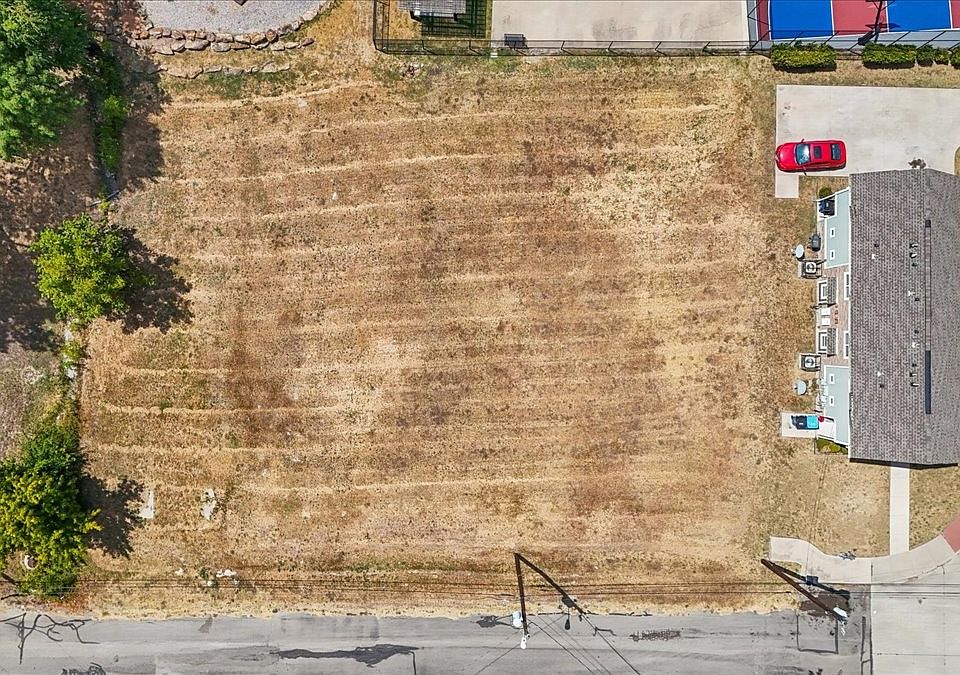 1st image of Rowlett Rd