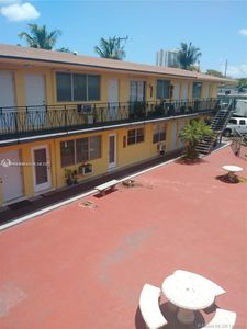 17051 NE 23rd Ave APT 2E, North Miami Beach, FL, 33160