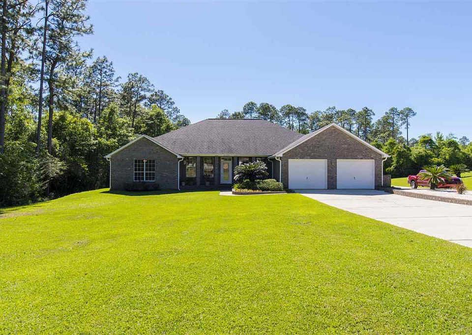 1st image of 3194 Lake Suzanne Dr