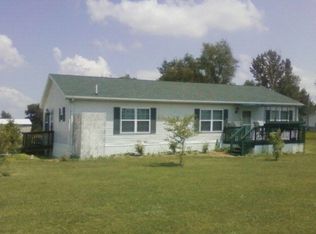 5943 N West Shafer Dr TRLR 18, Monticello, IN 47960