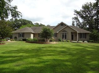 1939 Ole Hickory Rd, Amboy, IL 61310