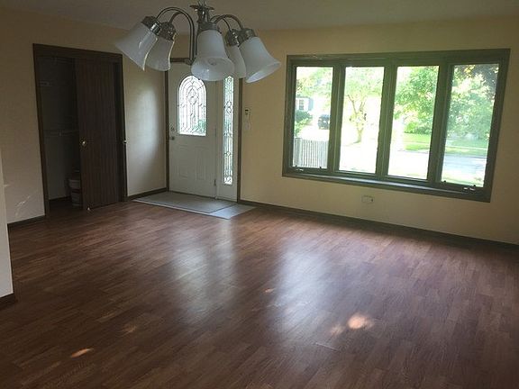3rd image of 1171 Sherwood Ave