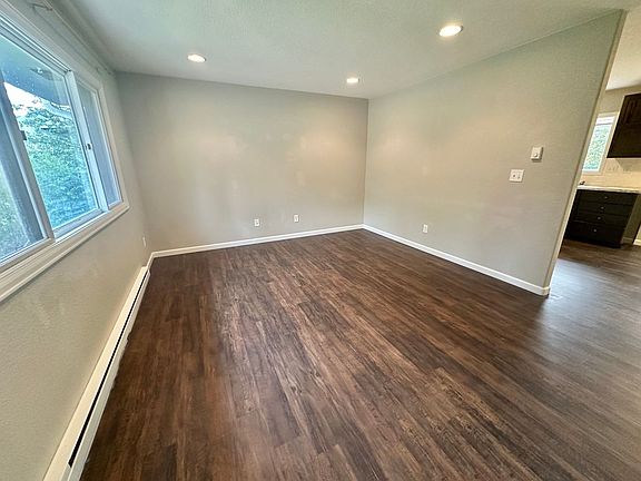 3rd image of 2813 Adobe Dr