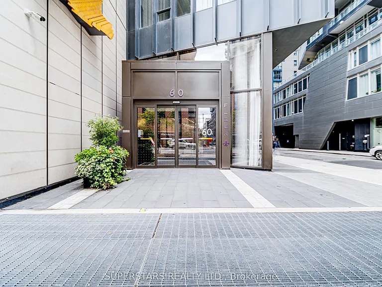 60 Shuter St #2010 — Photo 3