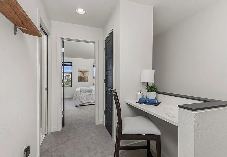 10334 E 29th Dr — Photo 14
