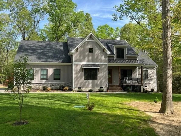 6012 Swans Ln, Mechanicsville, VA 23111