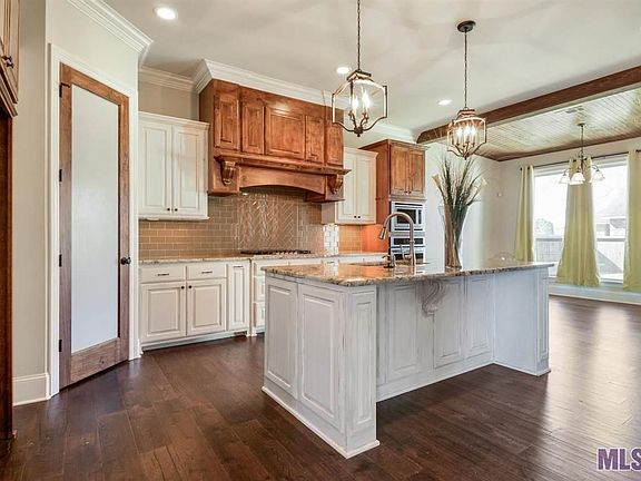 4th image of 16537 Parker Place Dr