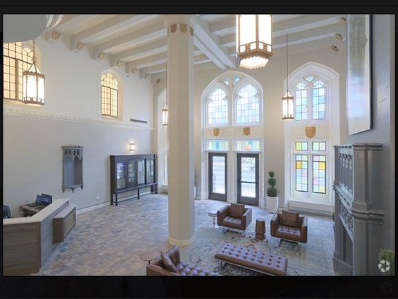 4th image of 2207 E 67th St #2231