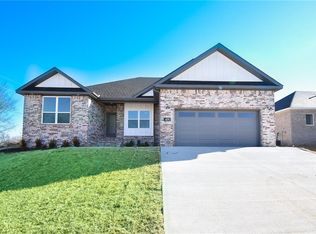 490 N Otoe St, Fayetteville, AR 72730