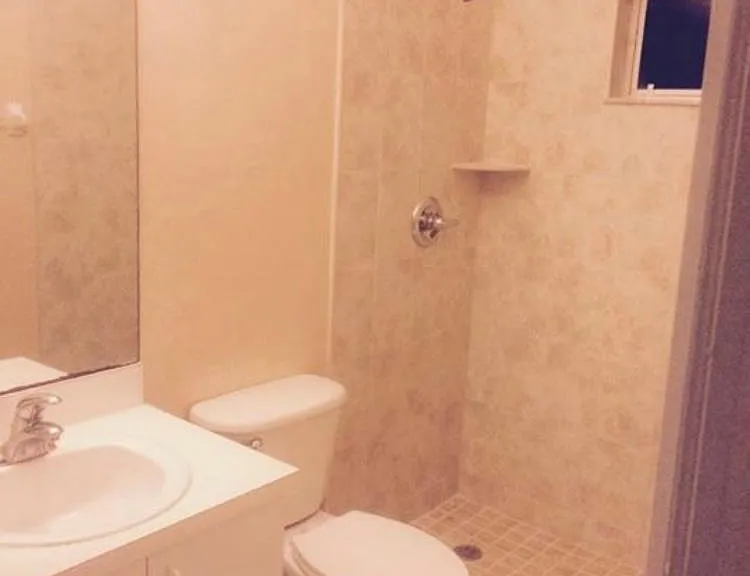 1722 Roosevelt Ave — Photo 31