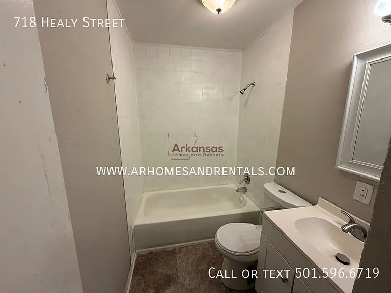 718 Healy St — Photo 11