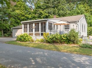 18 Lakeside Dr, Coventry, RI 02816