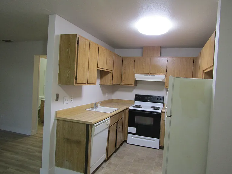 445 Jefferson Ave #11 — Photo 7