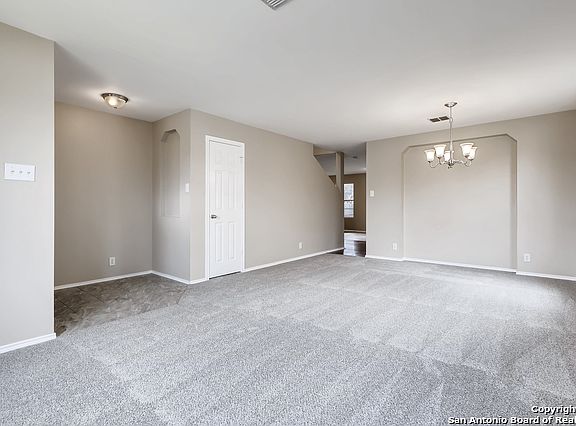 2nd image of 10903 Rivera Cv