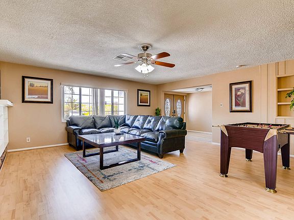2nd image of 6213 Laredo St