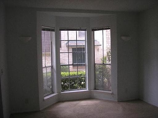 5th image of 3422 NORTHMOOR LANE #3422