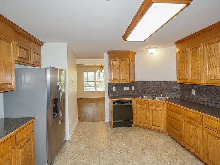 808 S Love Chapel Rd — Photo 6