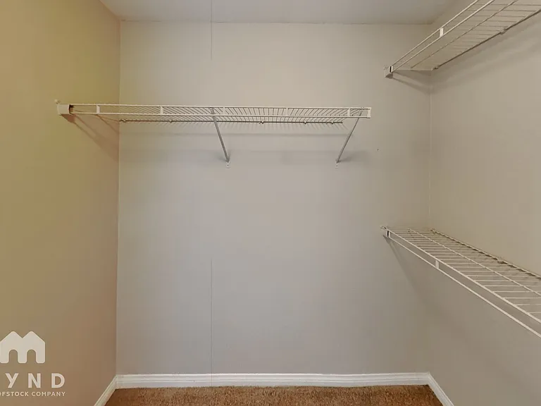6686 Cloverstone Ct — Photo 13