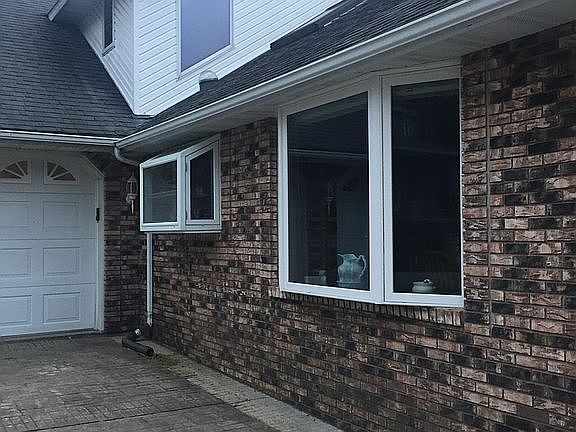 Kitchen Greenhouse window