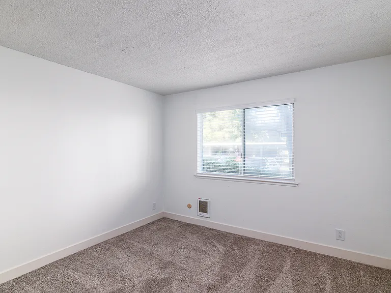 521 Alameda Del Prado #127A — Photo 5