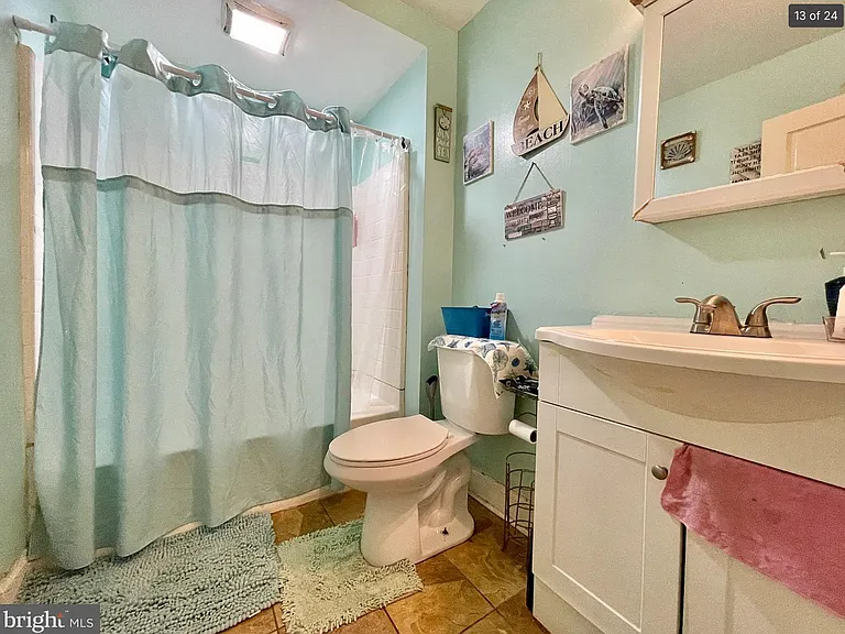 2307 Madison St — Photo 14