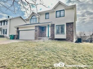2048 Walnut St, West Des Moines, IA 50265
