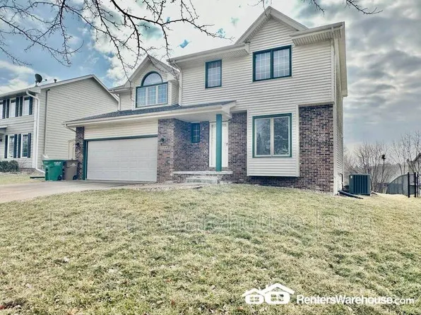 2048 Walnut St, West Des Moines, IA 50265