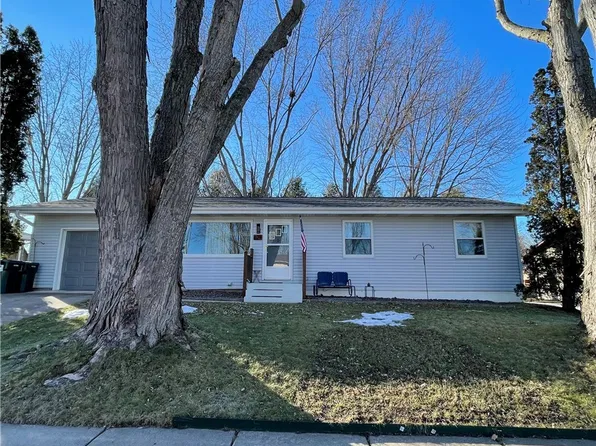 629 S Wisconsin Street, Fall Creek, WI 54742