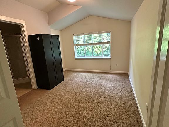 5th image of 14354 B 20th Ave NE