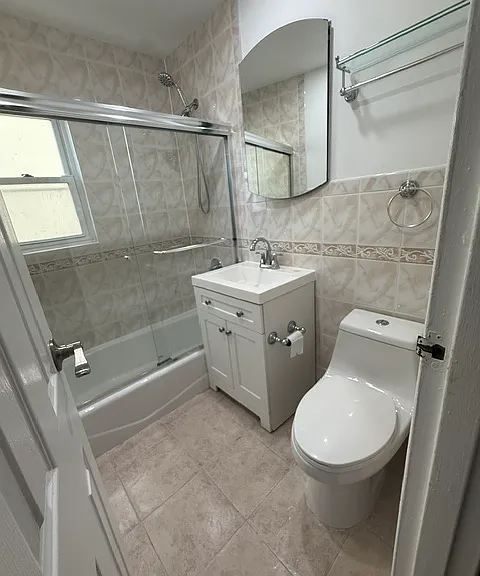 133 33rd St #2B — Photo 8