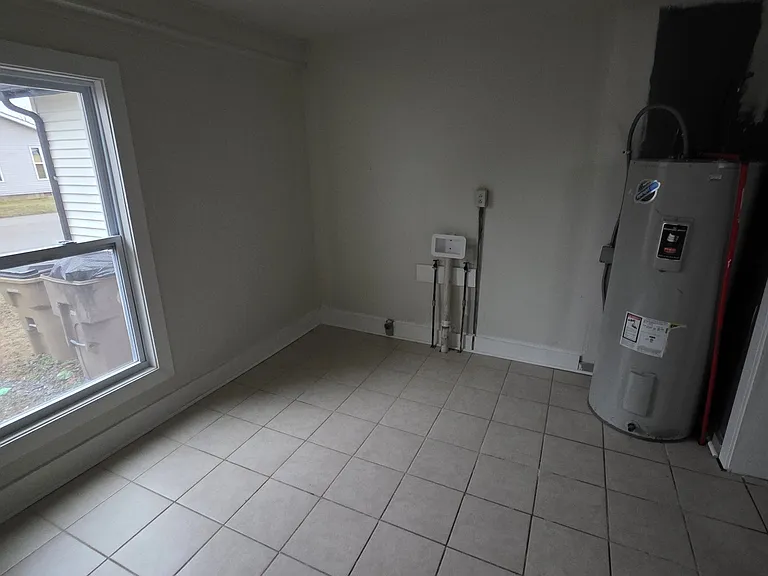6200 California Ave — Photo 6